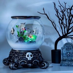 hyde and eek Halloween fish bowl